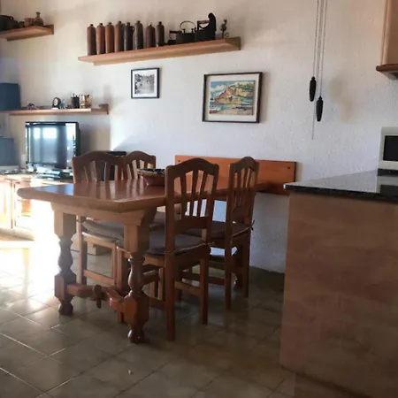 Casitas Blanca *